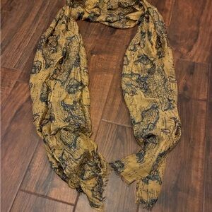 Patricia Nash Viscose Self-Fringe Edge Scarf Elegant Gold and Green World Map
